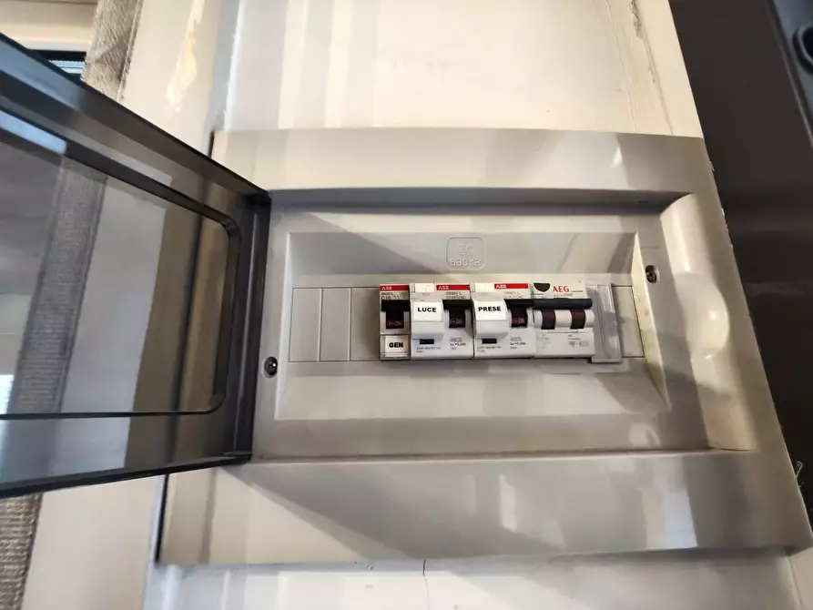 Immagine 20 di Trilocale in vendita  in Via Lenin 166 a Catania