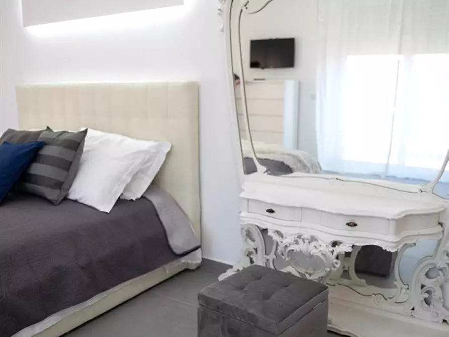 Immagine 15 di Appartamento in vendita  a Catania