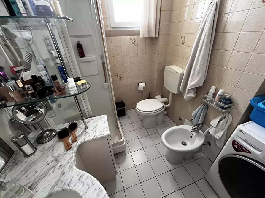 Immagine 14 di Trilocale in vendita  in Via Dogali 61 a Modena