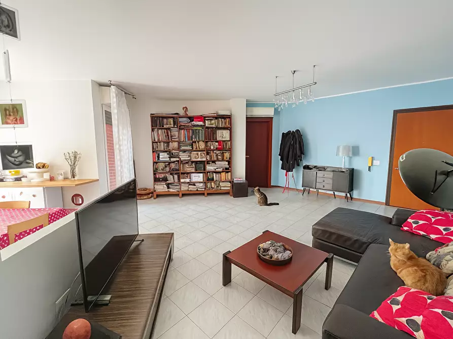 Immagine 3 di Trilocale in vendita  in Via Cervino 1 a Modena