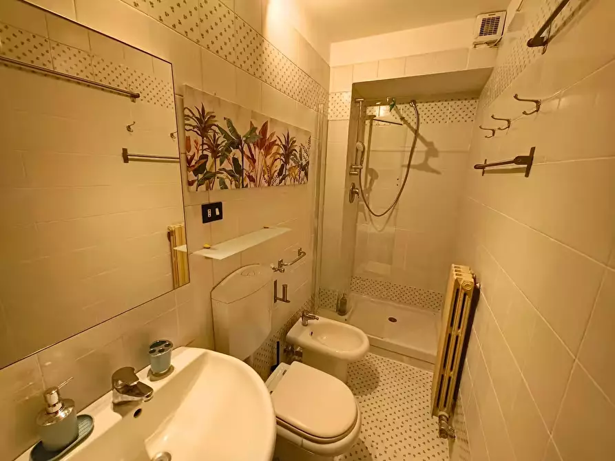 Immagine 15 di Bilocale in vendita  in Via Belfiore 13 a Torino