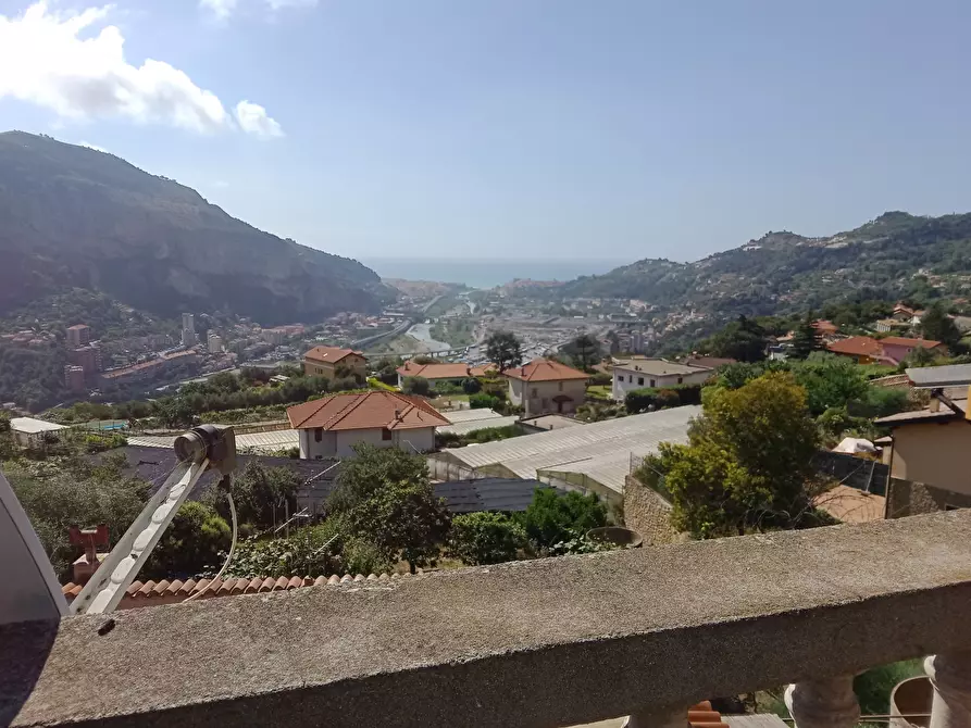 Immagine 11 di Bilocale in vendita  in Via Ciappin 78 a Ventimiglia