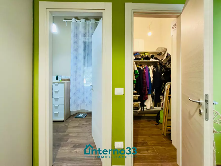 Immagine 13 di Pentalocale in vendita  in Viale Nazario Sauro 58 a La Spezia