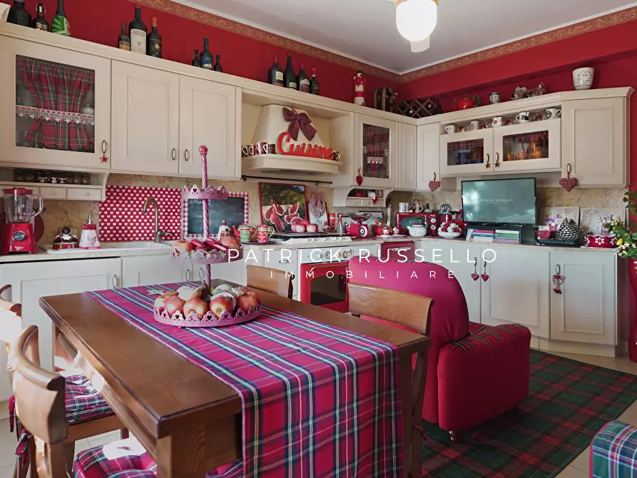 Immagine 19 di Attico in vendita  in Via Papa Pio X 19 a Gela