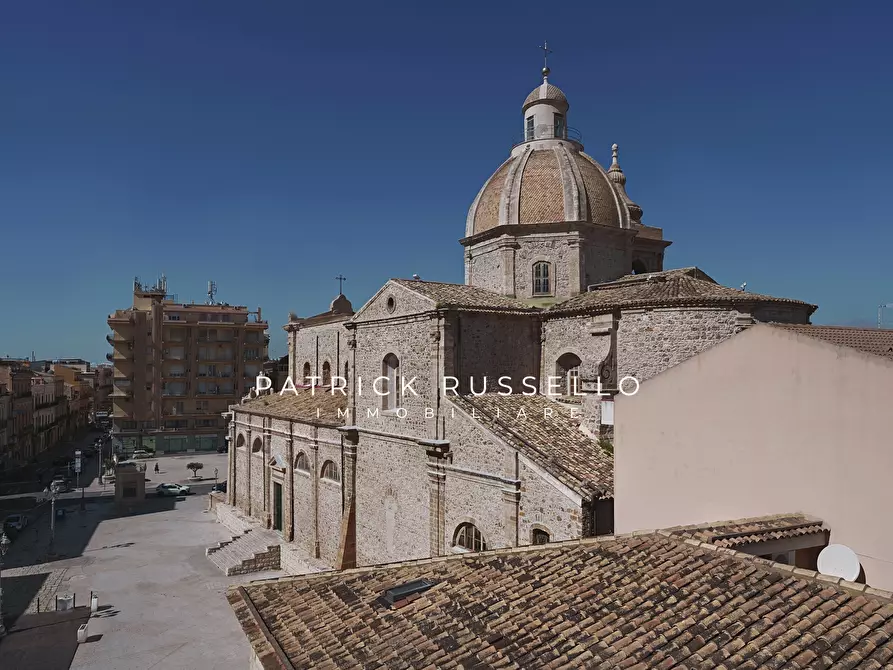 Immagine 3 di Appartamento in vendita  in Corso Vittorio Emanuele 238 a Gela