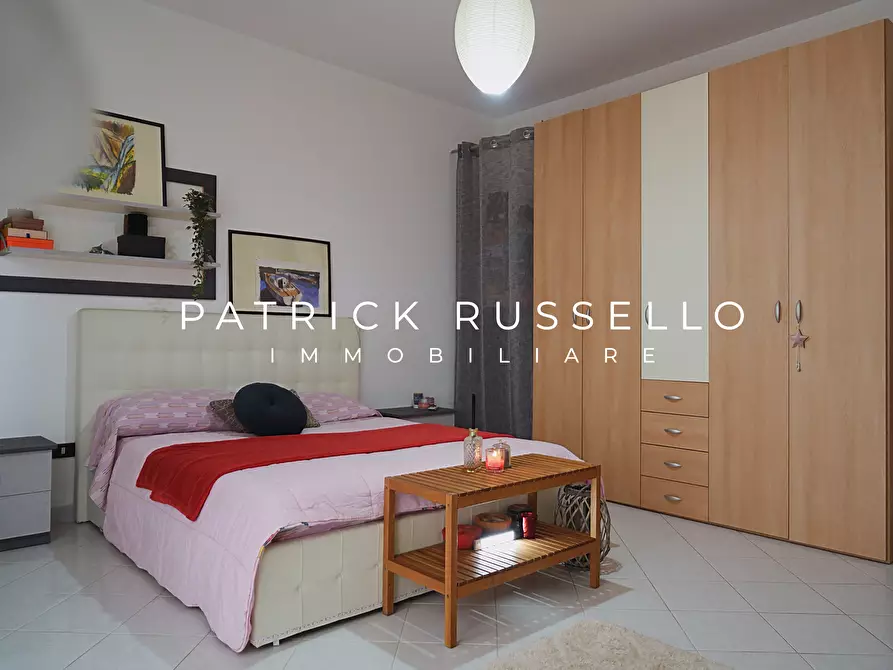 Immagine 13 di Quadrilocale in vendita  in Via Giacomo Amato 15 a Gela