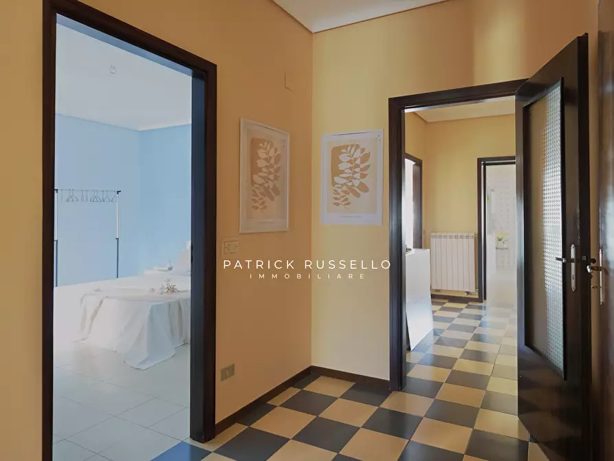 Immagine 18 di Quadrilocale in vendita  in Via Parioli 6 a Gela