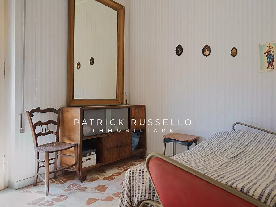 Immagine 23 di Quadrilocale in vendita  in Via Formia 40 a Gela