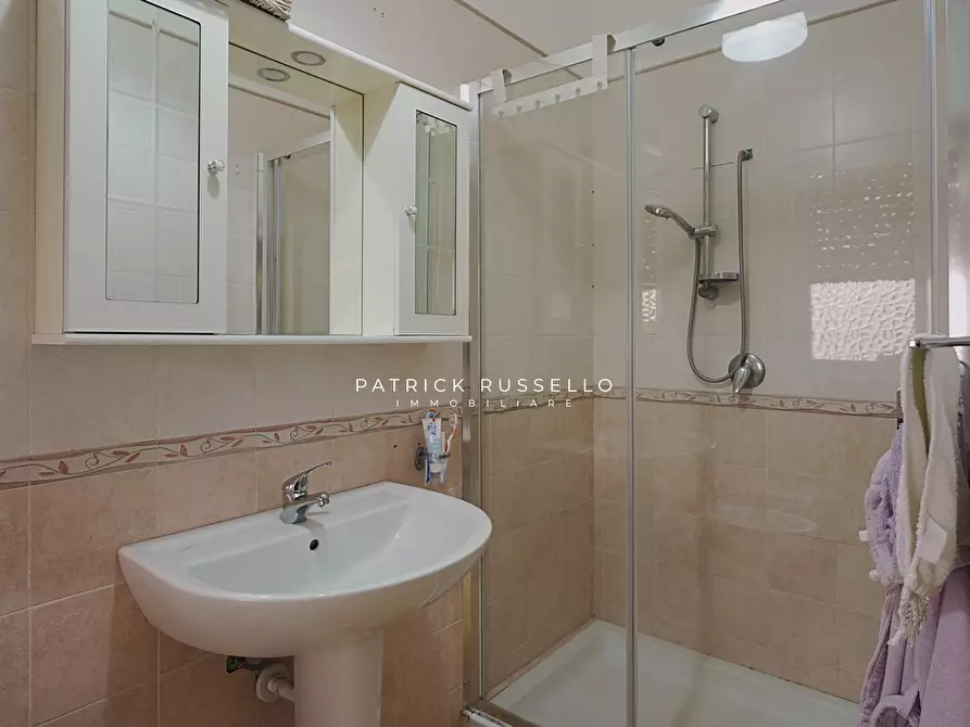 Immagine 5 di Quadrilocale in vendita  in Via Calabria 55 a Gela