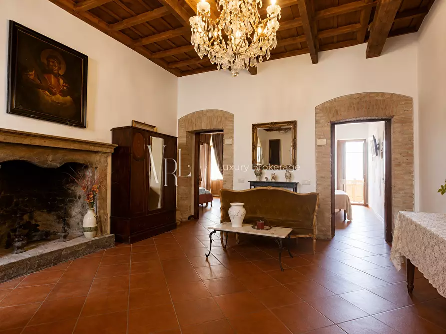 Immagine 5 di Casa indipendente in vendita  a Tivoli