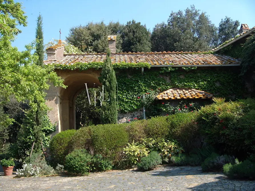 Immagine 15 di Casa indipendente in vendita  a Roma