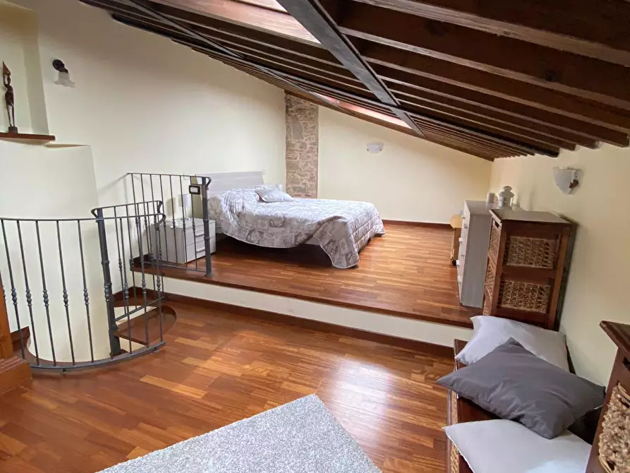 Immagine 10 di Terratetto in affitto  a Viareggio