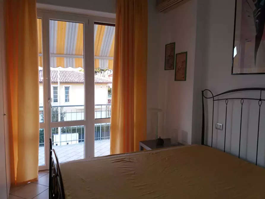 Immagine 6 di Quadrilocale in affitto  a Camaiore