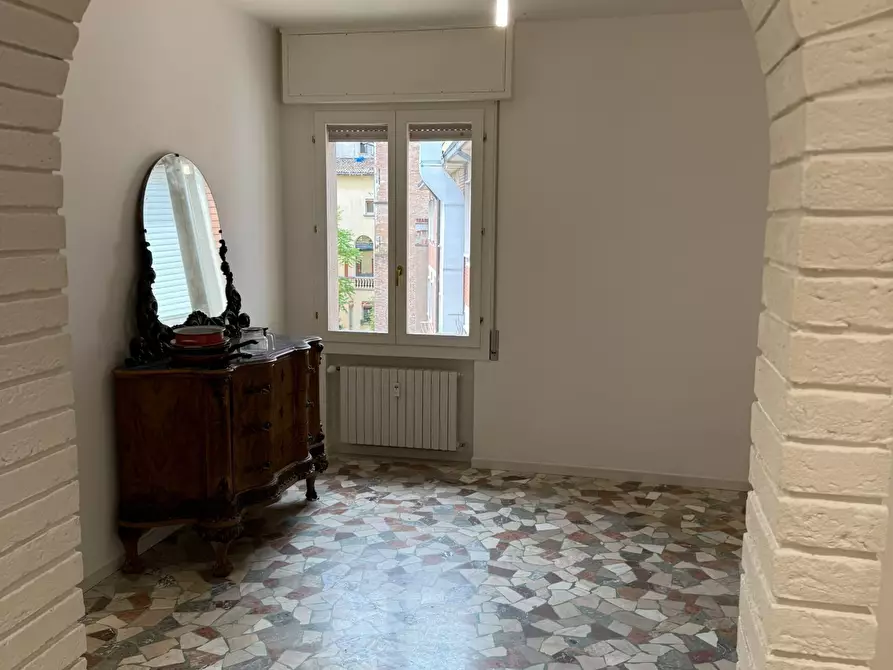 Immagine 2 di Quadrilocale in affitto  in Via Avesella 9 a Bologna