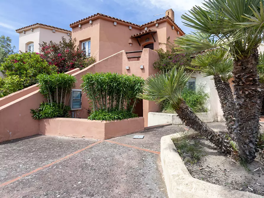 Immagine 16 di Bilocale in vendita  a Trinità D'agultu E Vignola