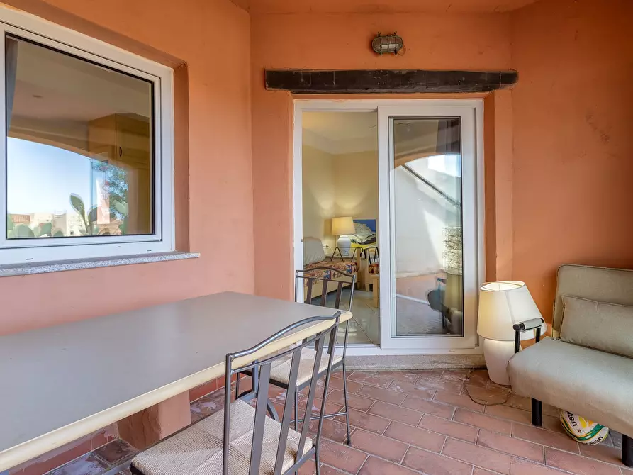 Immagine 10 di Bilocale in vendita  a Trinità D'agultu E Vignola