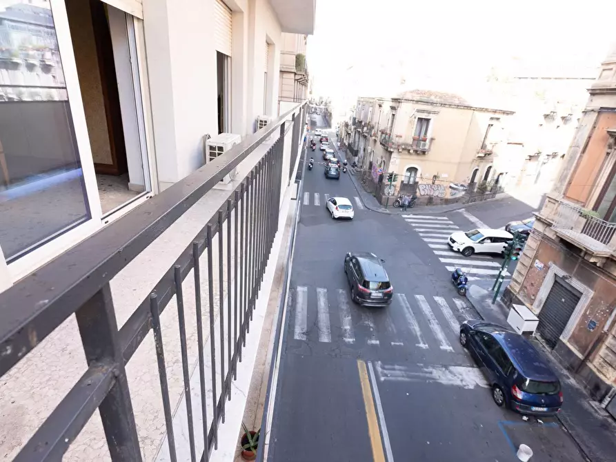 Immagine 32 di Quadrilocale in vendita  in Via Caronda 178 a Catania