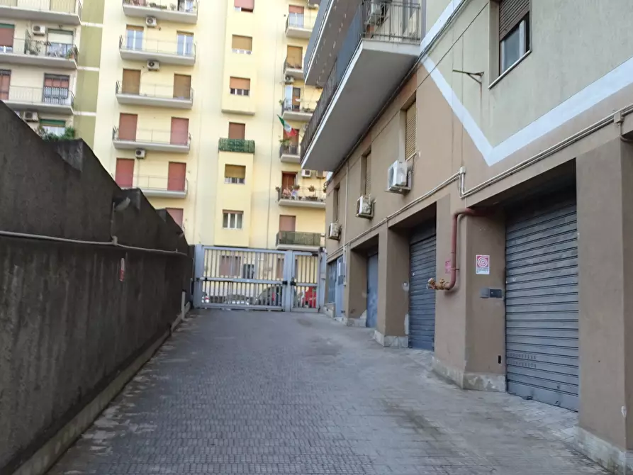 Immagine 27 di Pentalocale in vendita  in Via Salvatore Citelli 4 a Catania