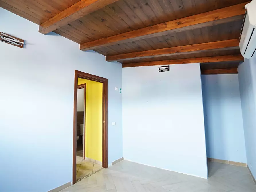 Immagine 17 di Appartamento in vendita  a Misterbianco