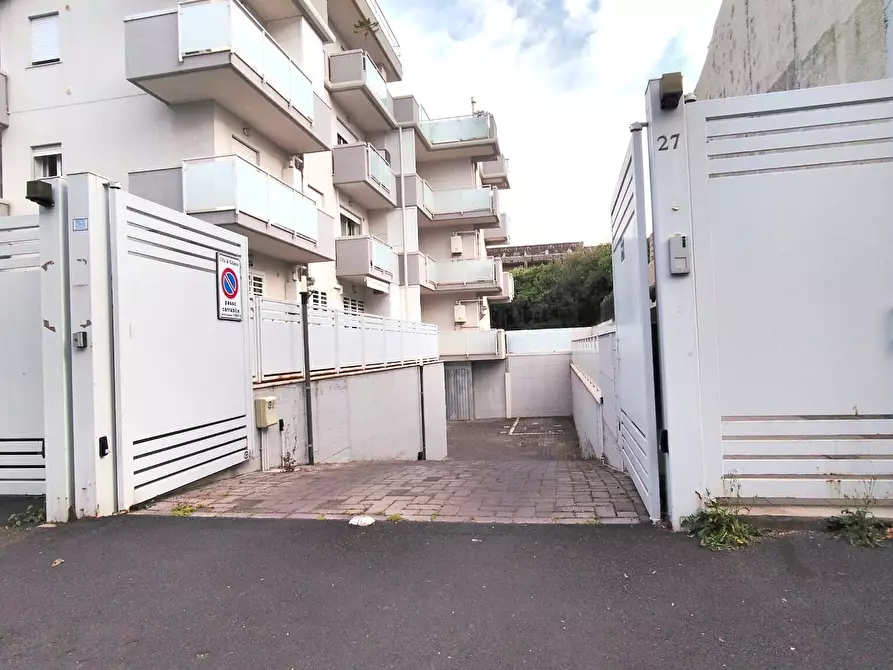Immagine 58 di Quadrilocale in vendita  in Via Attanasio Natale 25 a Catania