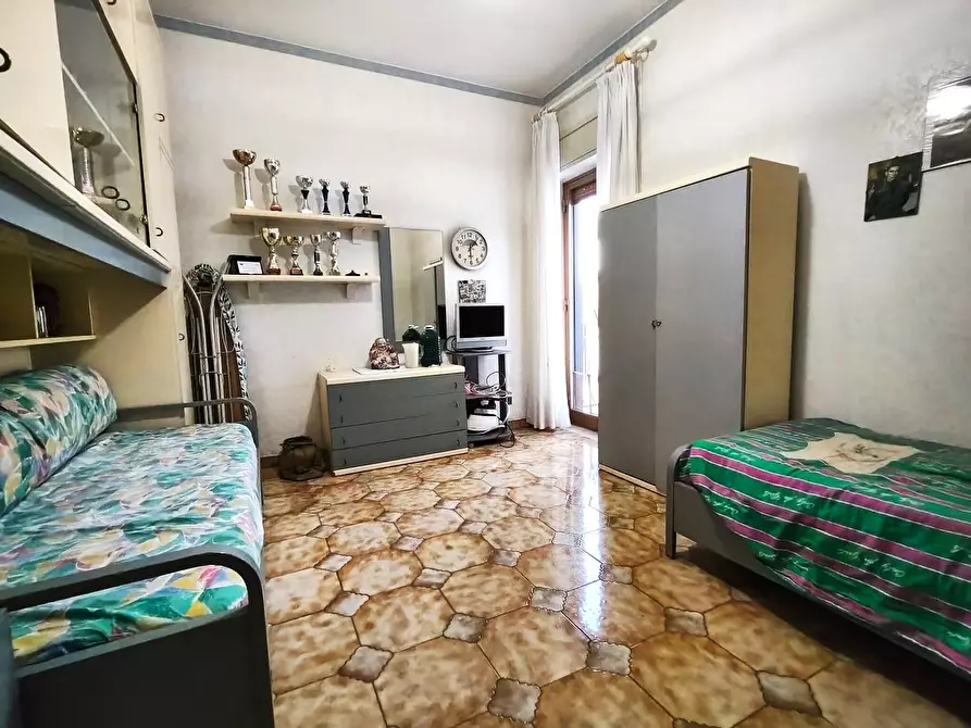 Immagine 29 di Pentalocale in vendita  in Via Bachelet 1 a Misterbianco