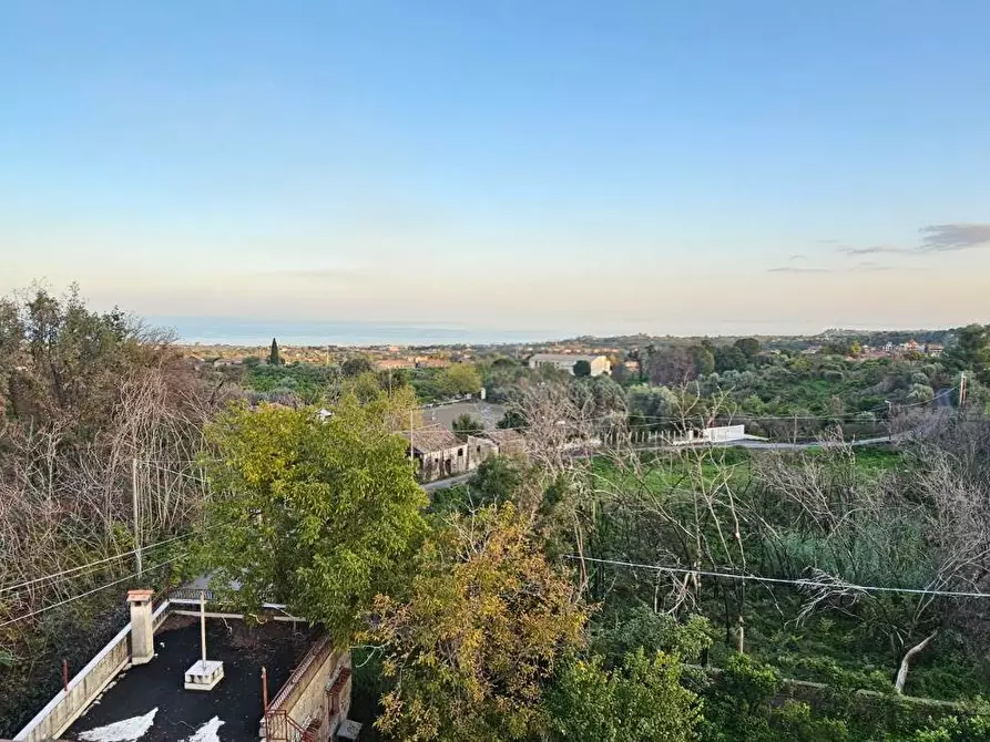 Immagine 18 di Mansarda in vendita  a Fiumefreddo Di Sicilia