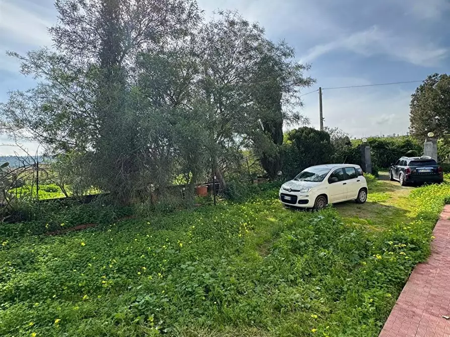 Immagine 2 di Villa in vendita  in CONTRADA SAN LEONARDO SNC a Carlentini