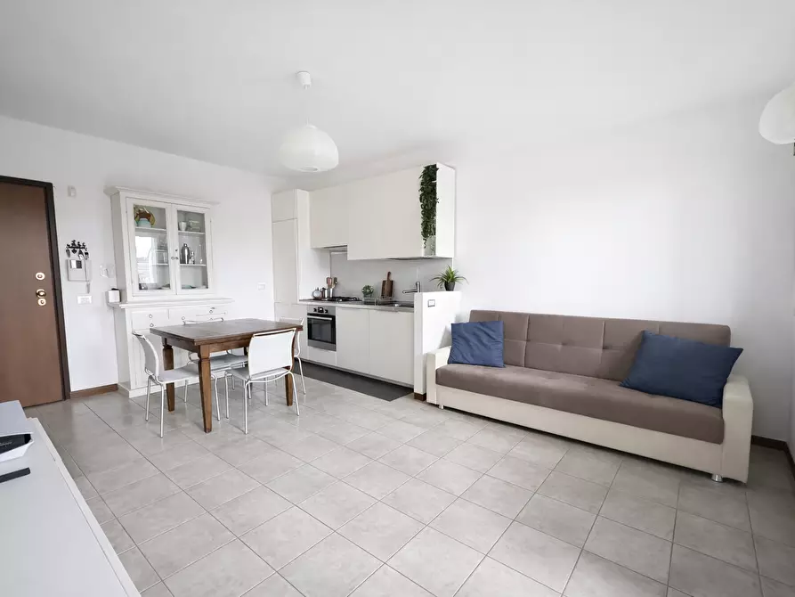 Immagine 2 di Trilocale in affitto  in Via Mar Ligure 102 a Modena