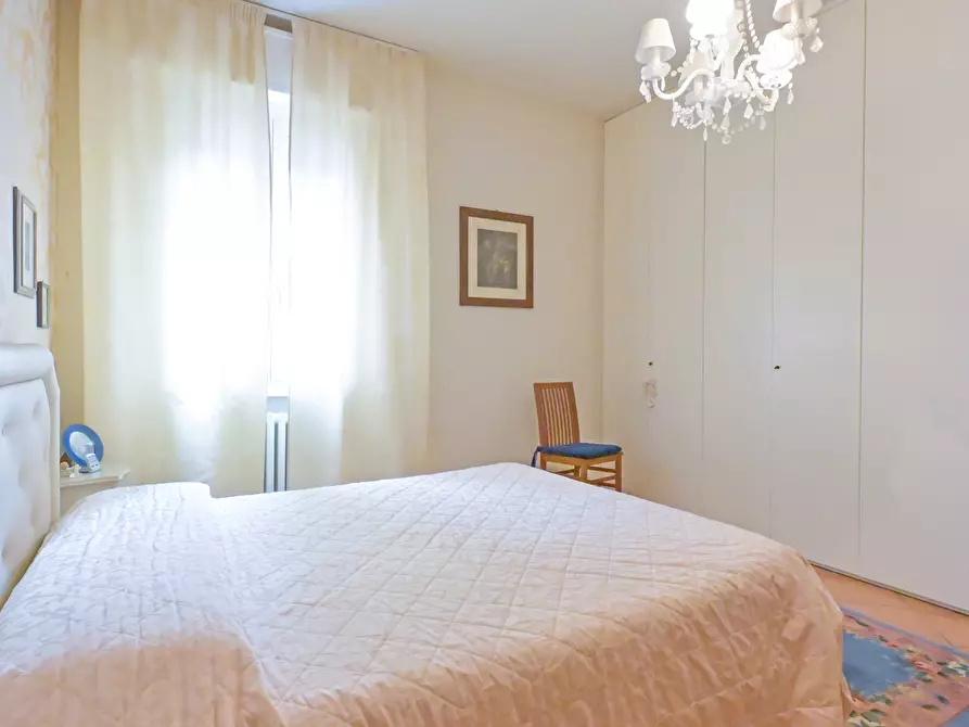 Immagine 24 di Pentalocale in vendita  in Viale Fratelli Cairoli 10 a Sassuolo