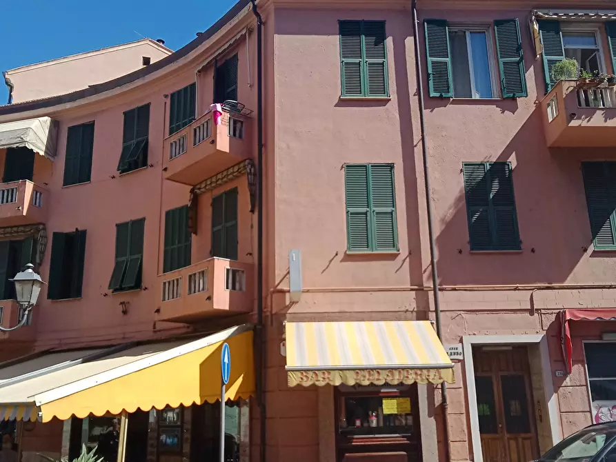 Immagine 14 di Pentalocale in vendita  in Via Roma 29 a Ventimiglia