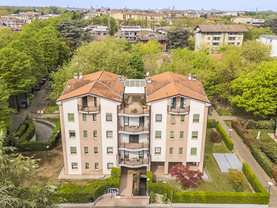 Immagine 1 di Quadrilocale in vendita  in Piazza Lubiana 4863 a Parma