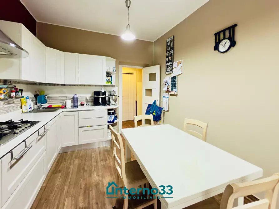 Immagine 23 di Pentalocale in vendita  in Viale Nazario Sauro 58 a La Spezia