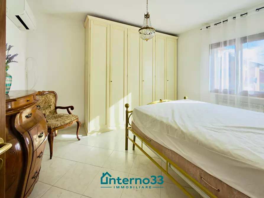 Immagine 16 di Attico in vendita  in Via Cerreti 21 a Santo Stefano Di Magra