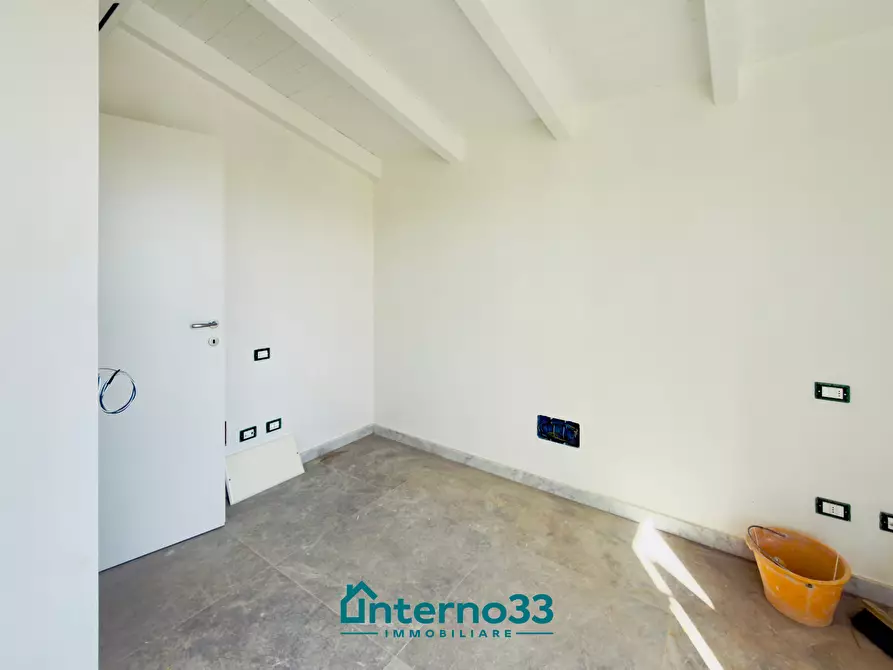 Immagine 13 di Casa semindipendente in vendita  a Sarzana