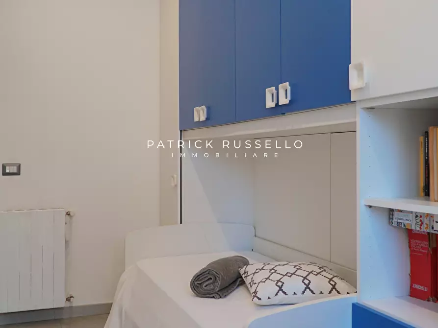 Immagine 12 di Trilocale in vendita  in Via Ragusa 11 a Gela