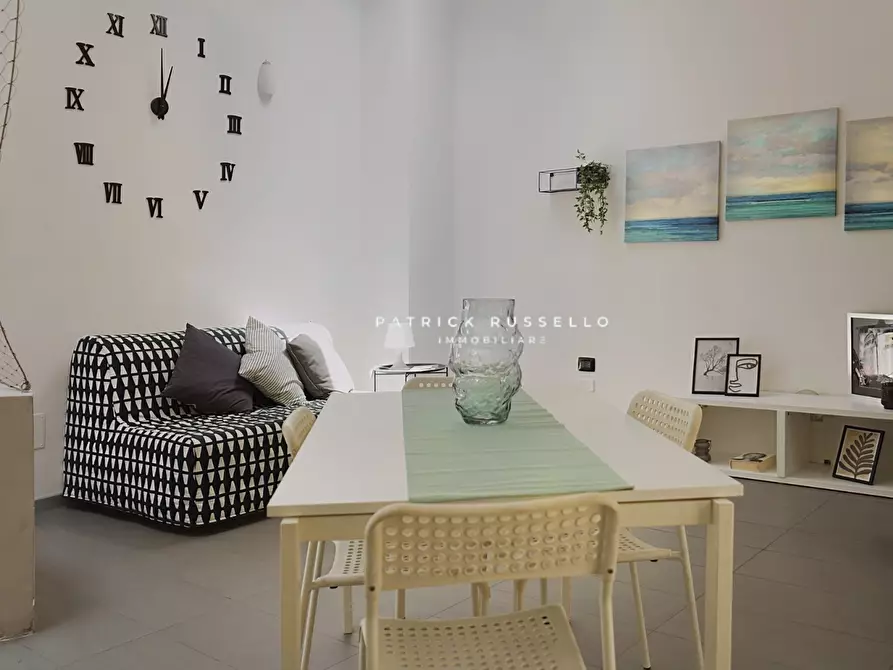 Immagine 1 di Casa indipendente in vendita  in Via Salerno 100 a Gela