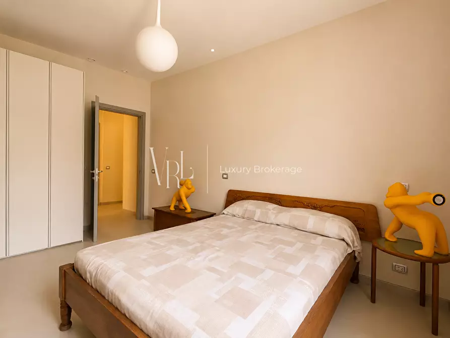Immagine 24 di Villa in vendita  a Roma