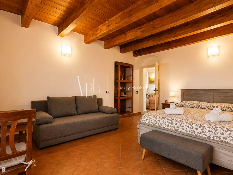 Immagine 16 di Casa indipendente in vendita  a Tivoli