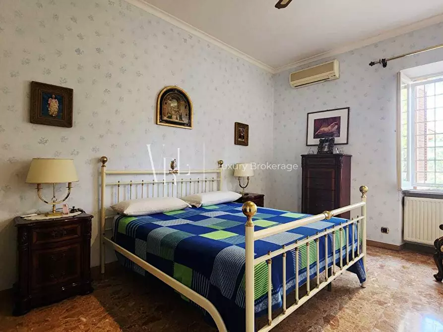 Immagine 18 di Villa in vendita  a Roma