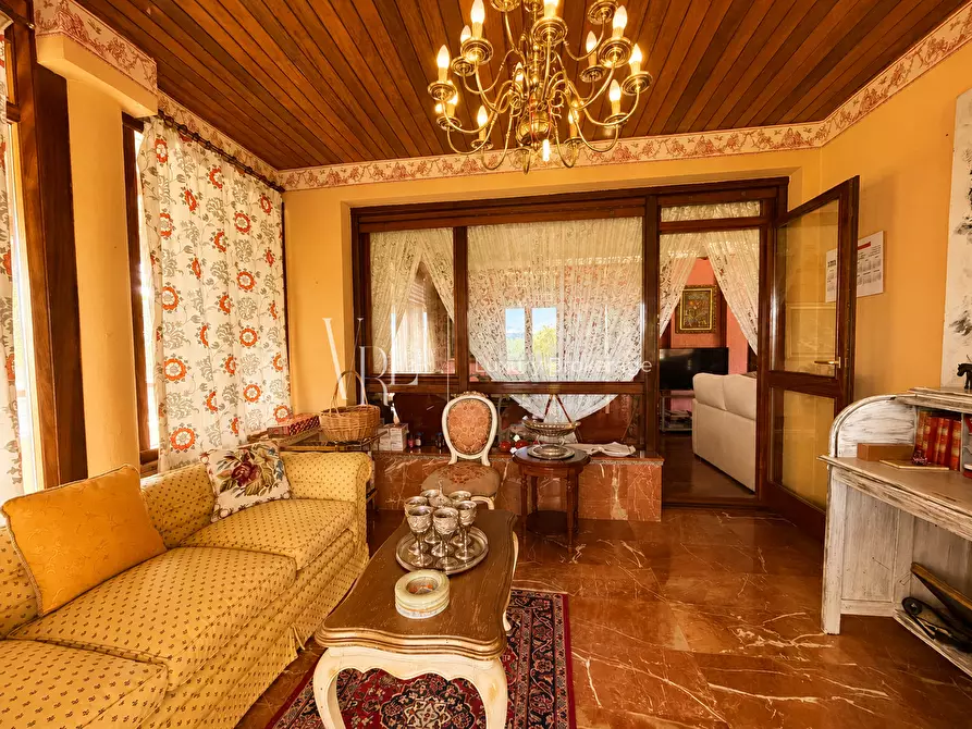 Immagine 13 di Villa in vendita  a Roma