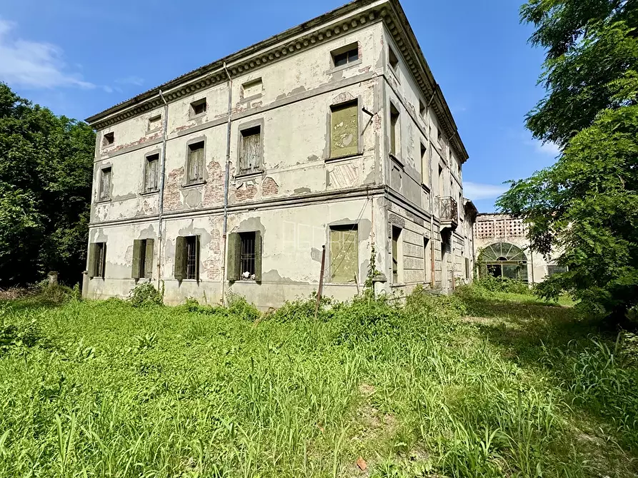 Immagine 6 di Villa in vendita  in Via Giotto 45 a Rovigo