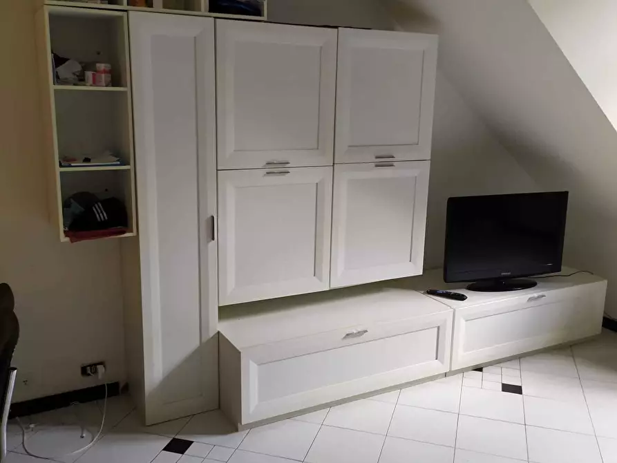 Immagine 2 di Porzione di casa in affitto  a Viareggio