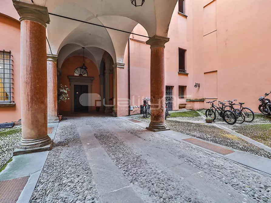 Immagine 3 di Ufficio in affitto  in Via Borgonuovo 10 a Bologna