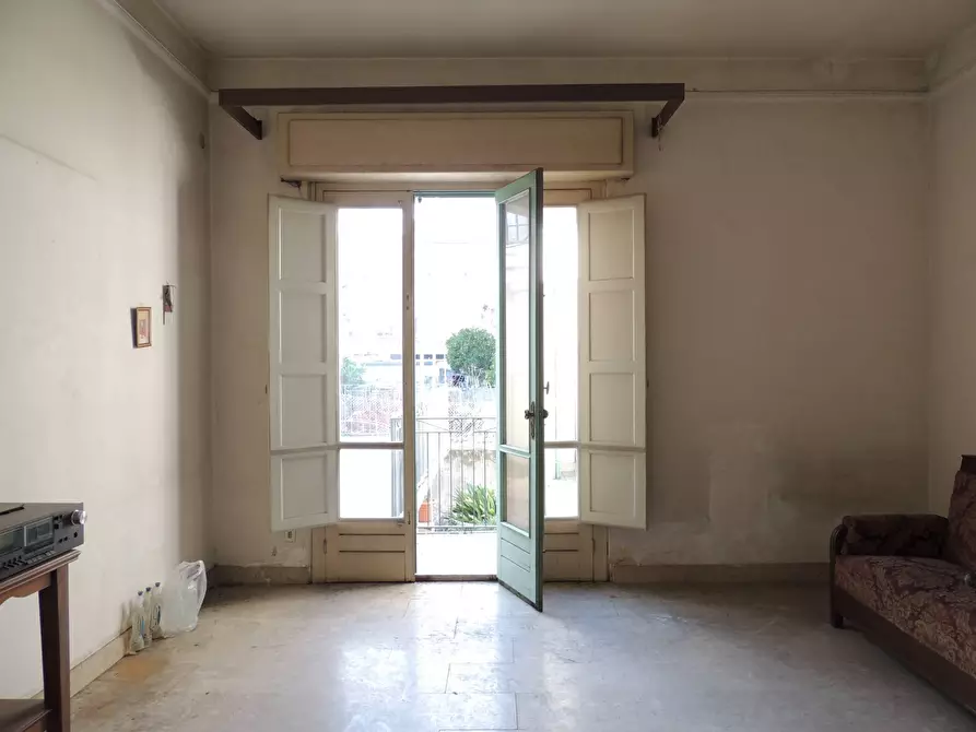 Immagine 11 di Casa indipendente in vendita  a Giarre