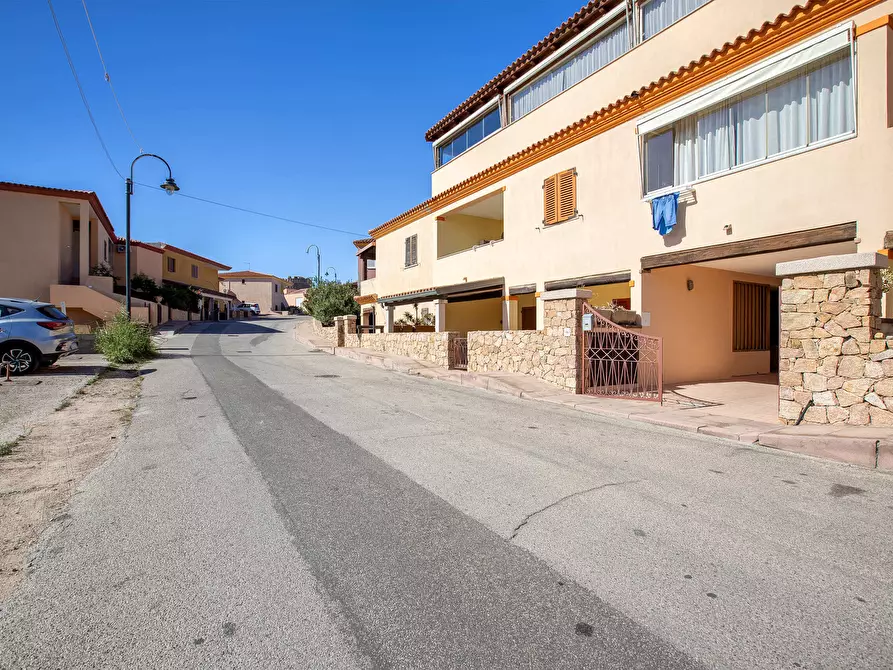 Immagine 1 di Trilocale in vendita  in SP39 27 a Trinità D'agultu E Vignola