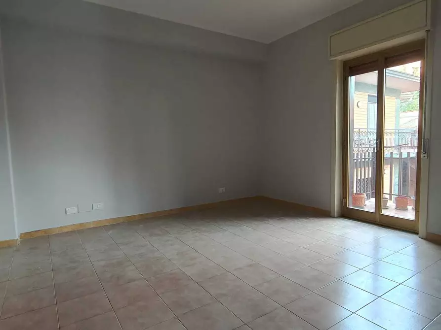 Immagine 11 di Trilocale in vendita  in Via Vincenzo Bellini 20 a San Pietro Clarenza