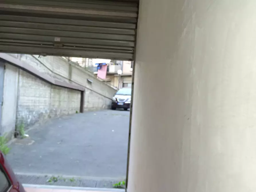 Immagine 8 di Garage in vendita  in Via Antonino Corsaro 4 a Camporotondo Etneo