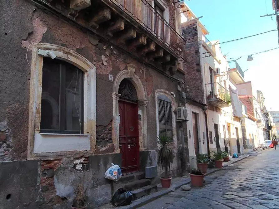 Immagine 5 di Trilocale in vendita  in Via Cesare Abba 48 a Catania