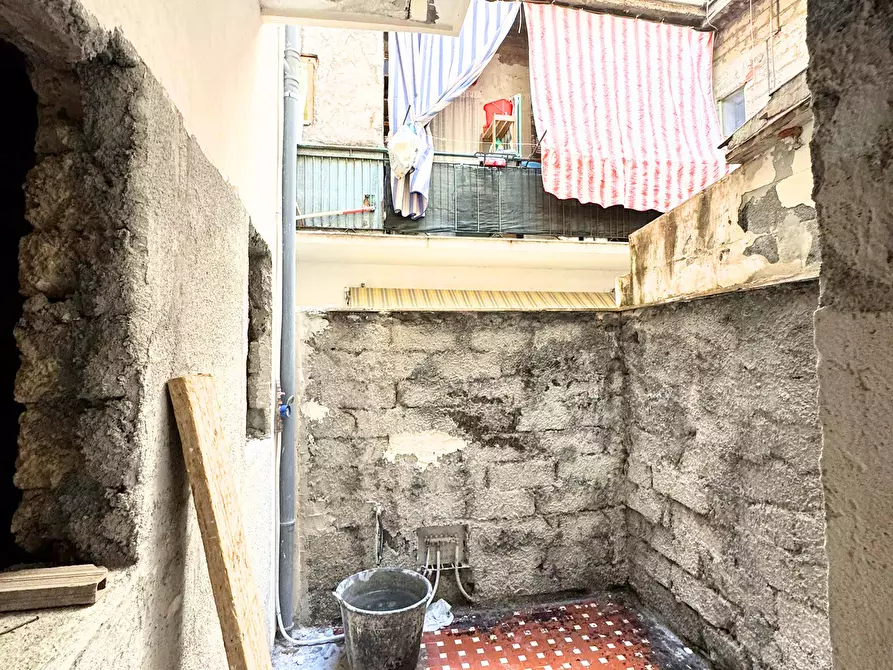 Immagine 1 di Bilocale in vendita  in Via dell'Anitra 3 a Catania