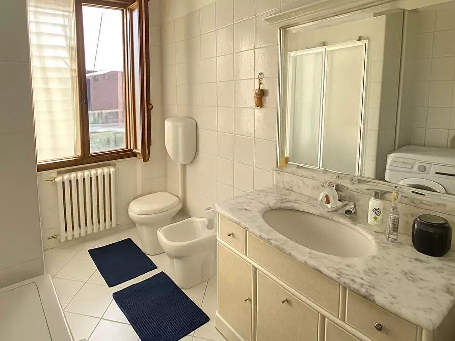 Immagine 6 di Quadrilocale in vendita  in Via L. Pulci 32 a Modena